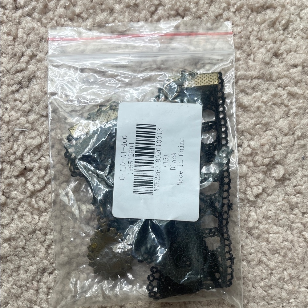NWT Black Lace Gothic Anklet with Beads - Picture 5 of 5